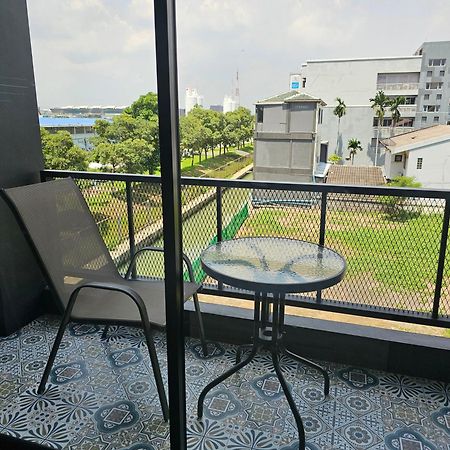 The Lantern Suites Ban Song Hong Εξωτερικό φωτογραφία