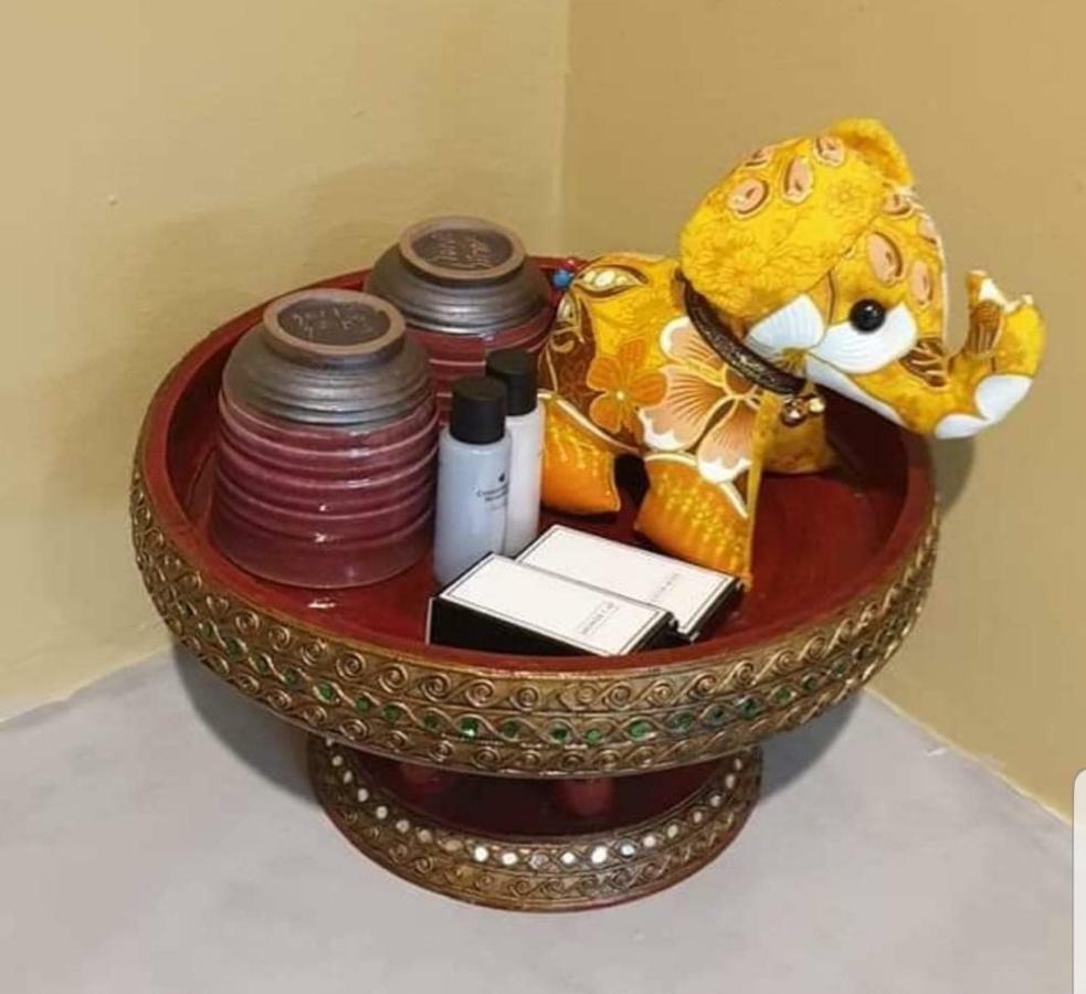 The Lantern Suites Ban Song Hong Εξωτερικό φωτογραφία